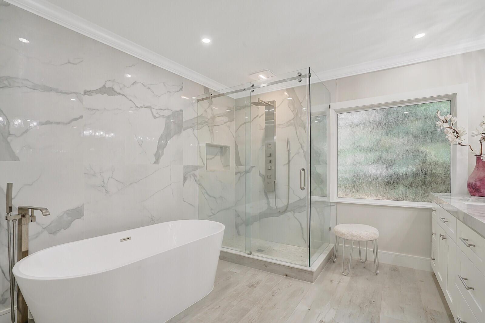 LAKE SHORE ESTATES/LAKE I - Residential