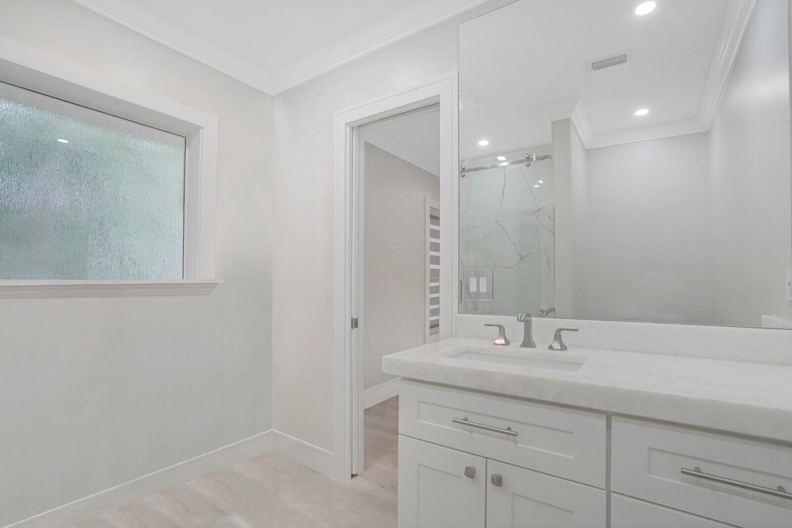 LAKE SHORE ESTATES/LAKE I - Residential