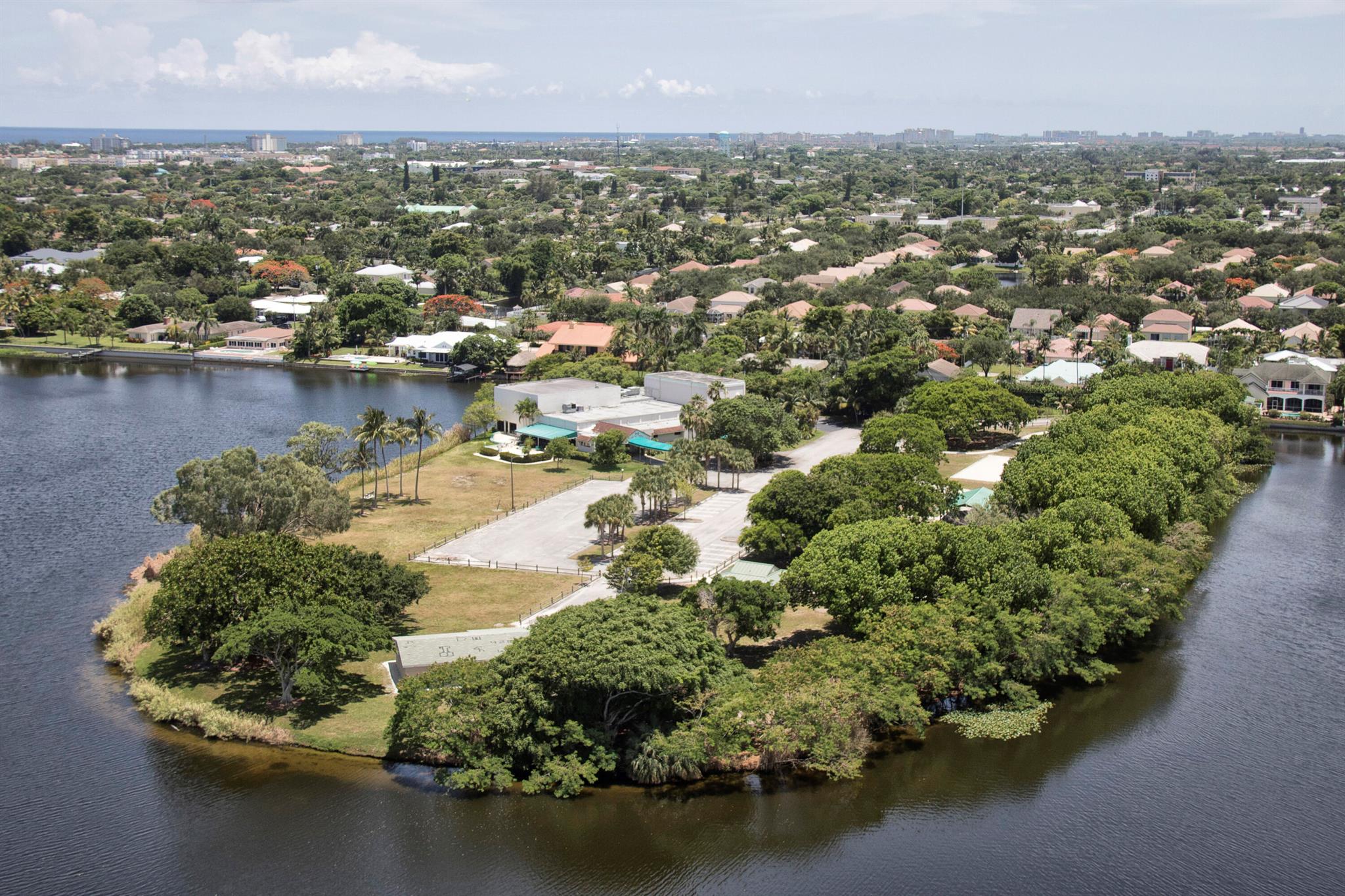 LAKE SHORE ESTATES/LAKE I - Residential