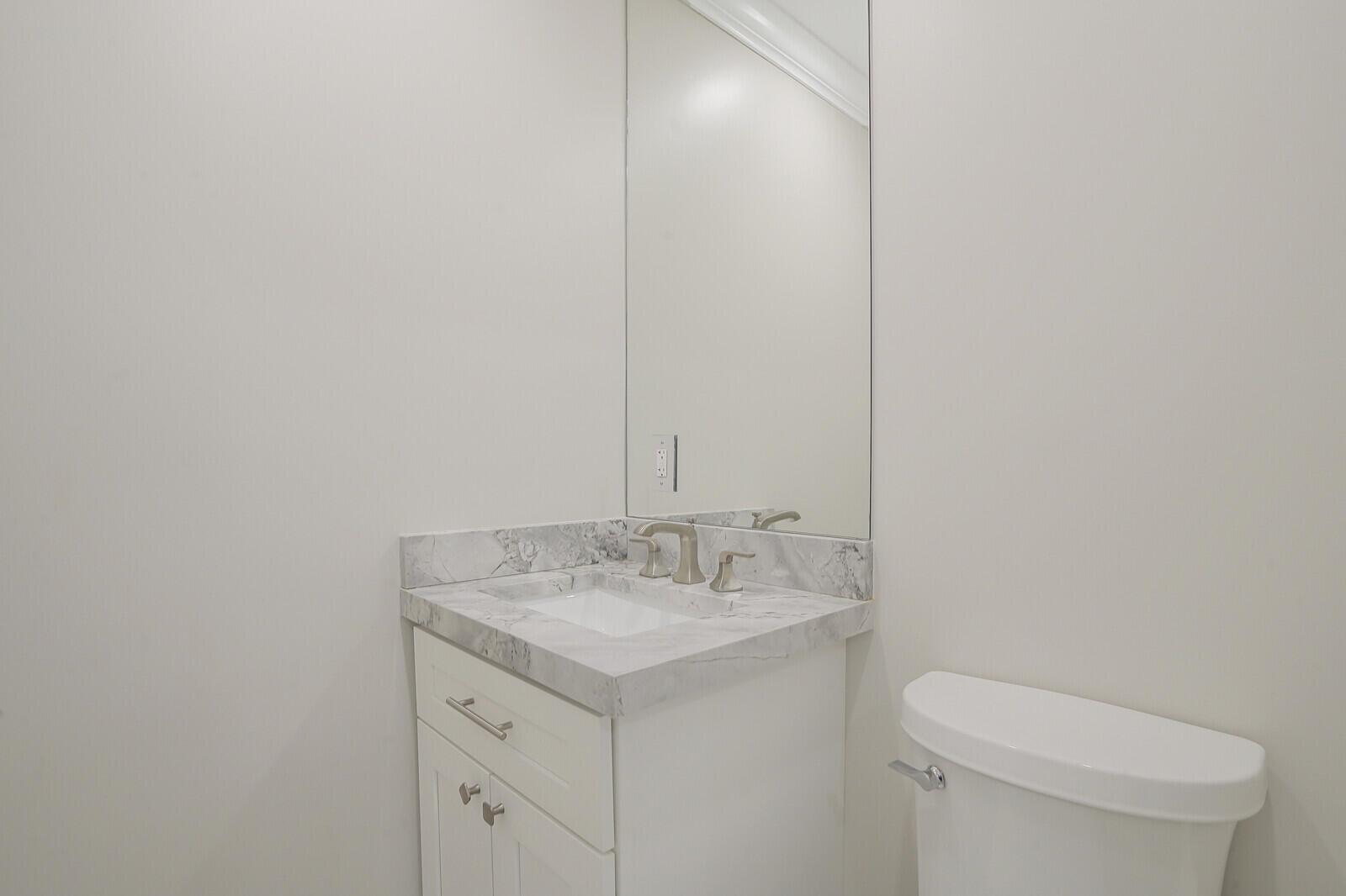 LAKE SHORE ESTATES/LAKE I - Residential