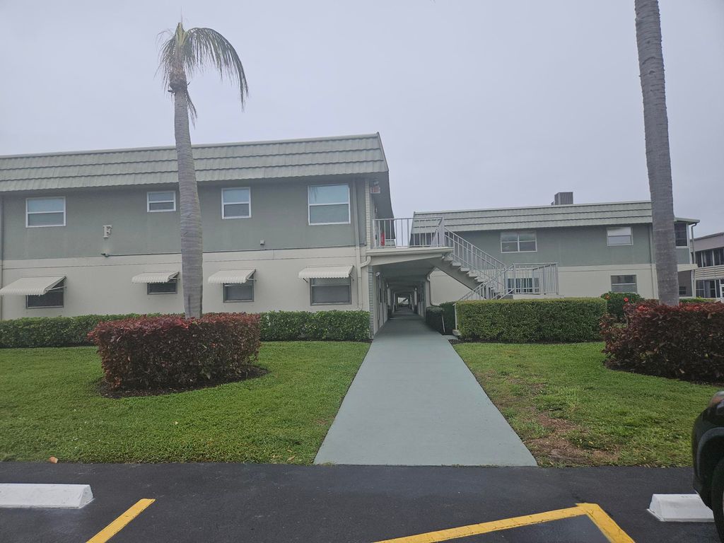 Photo of 281 Flanders #281, Delray Beach, FL 33484 (MLS # B26021583)