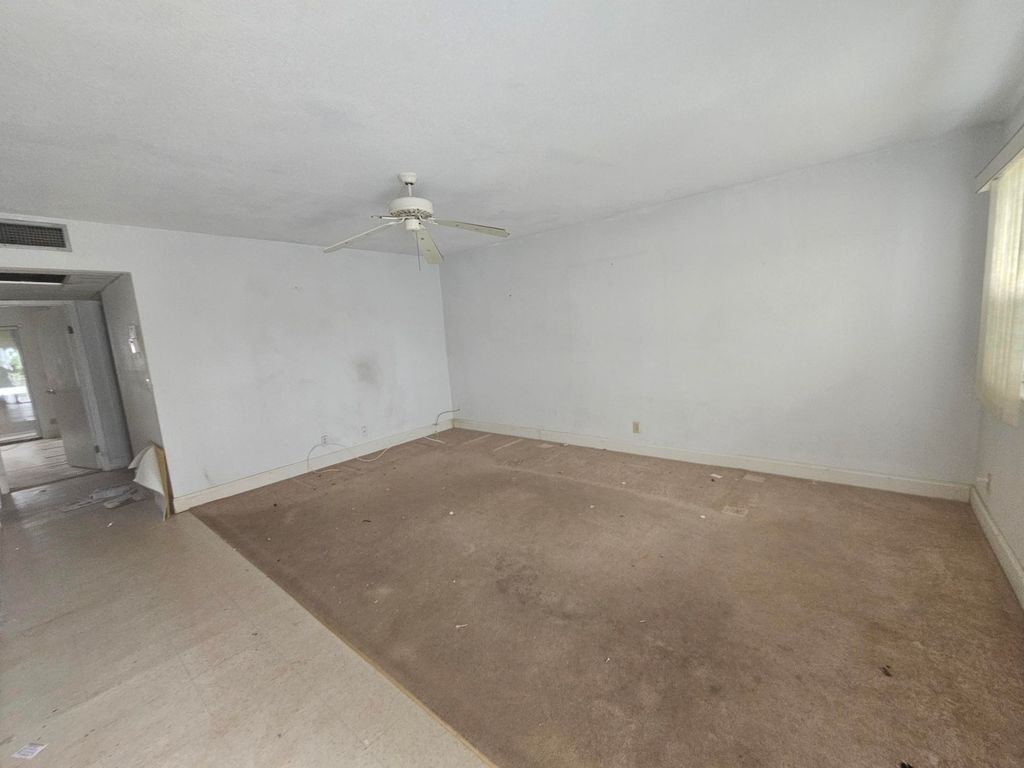 Photo of 281 Flanders #281, Delray Beach, FL 33484 (MLS # B26021583)