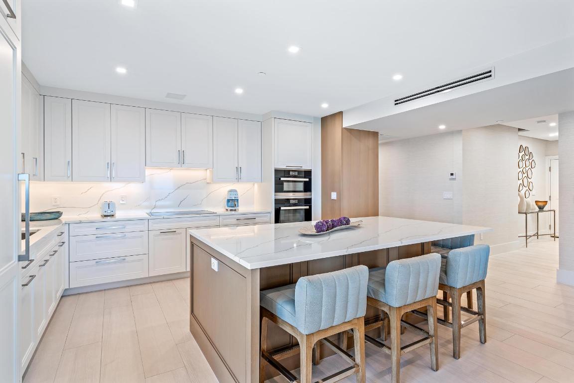 Via Delfino - Residential