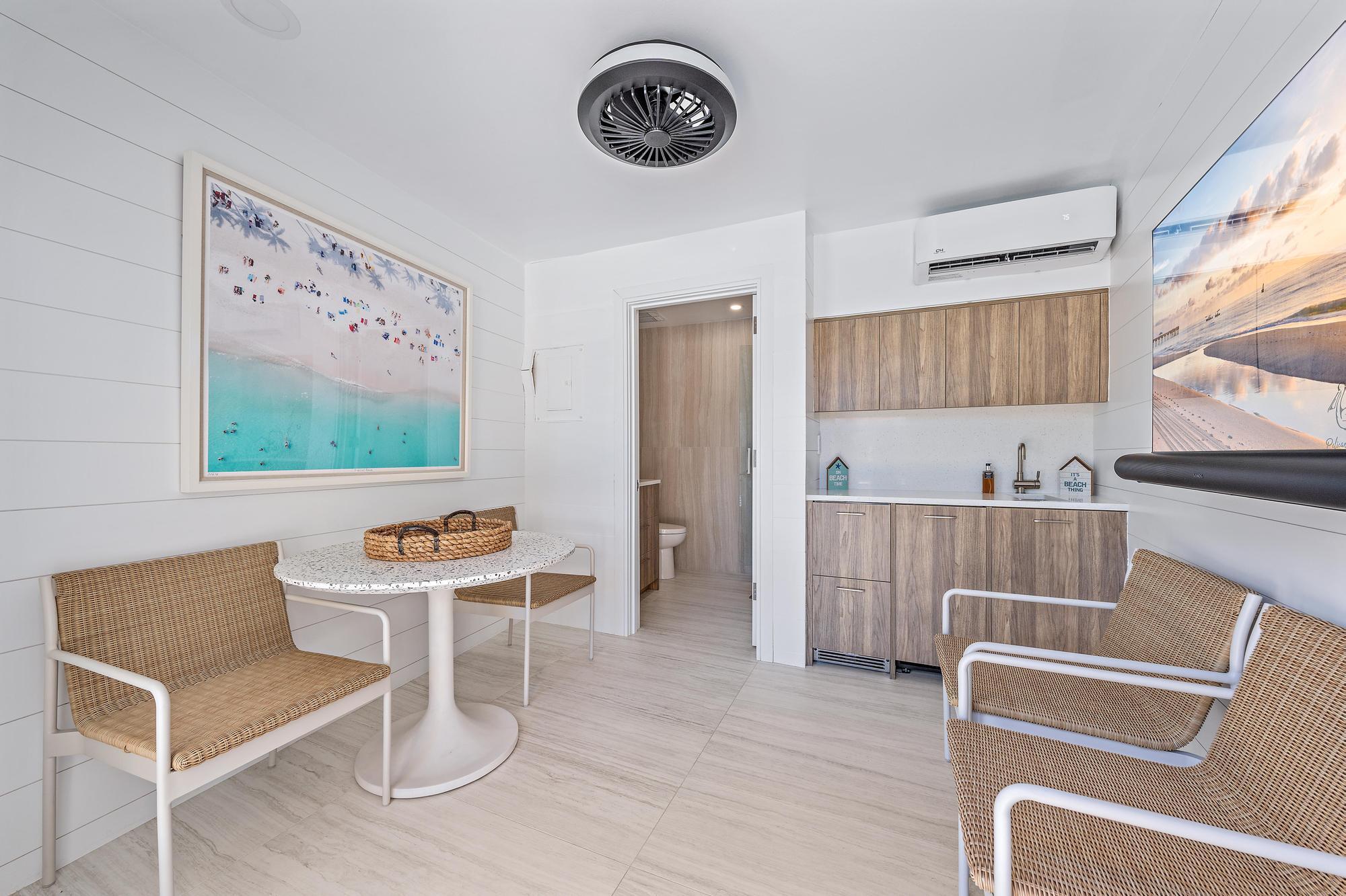 Via Delfino - Residential