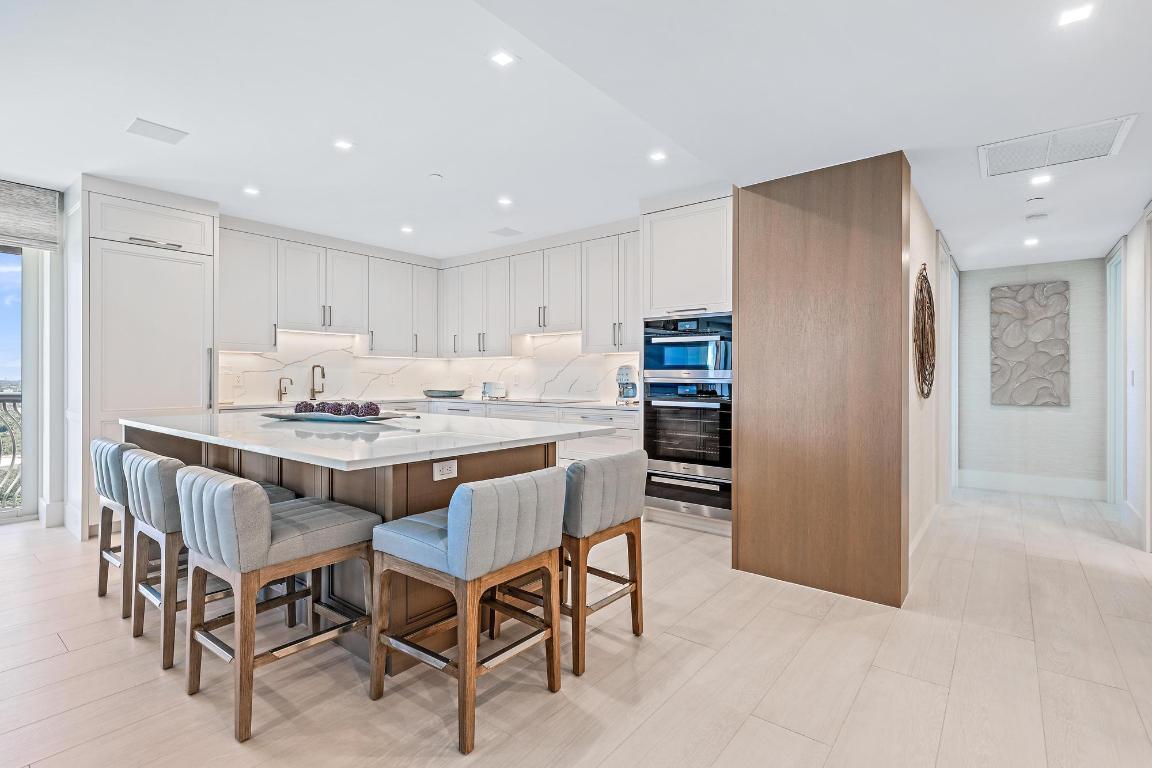 Via Delfino - Residential