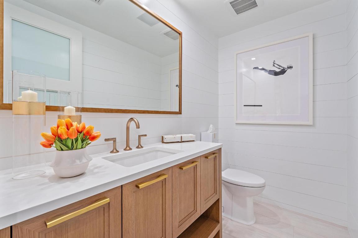 Via Delfino - Residential