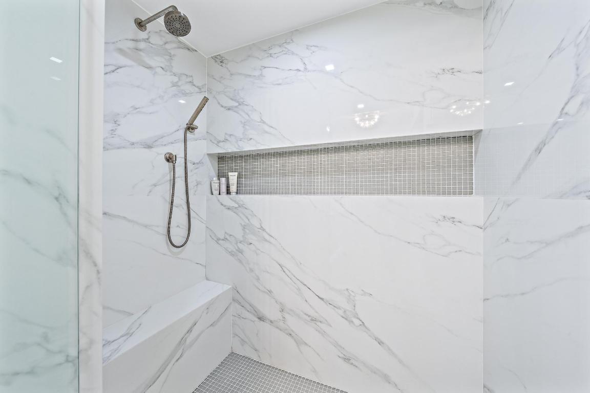 Via Delfino - Residential