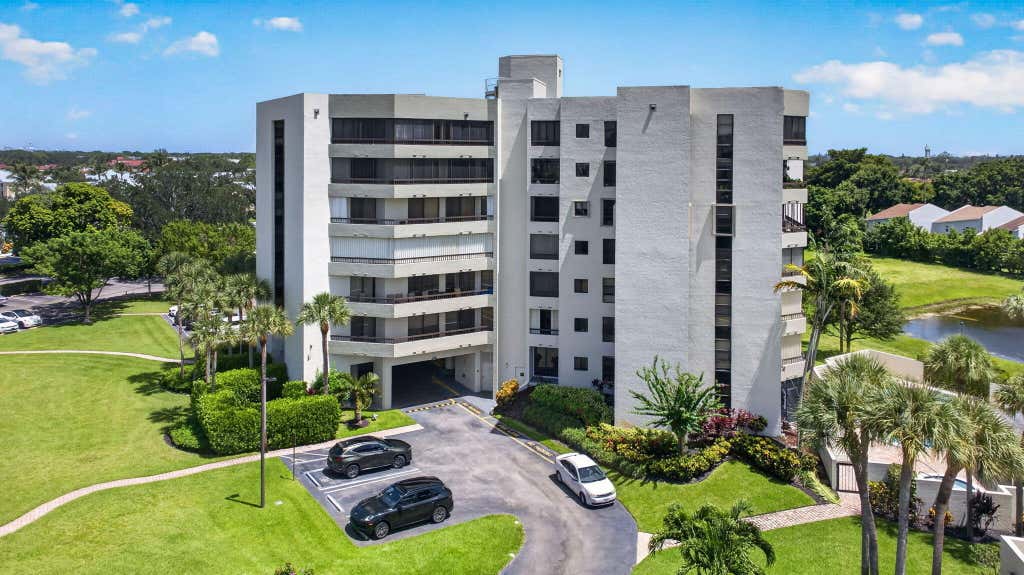 Photo of 6372 La Costa Drive #501, Boca Raton, FL 33433 (MLS # B26065720)