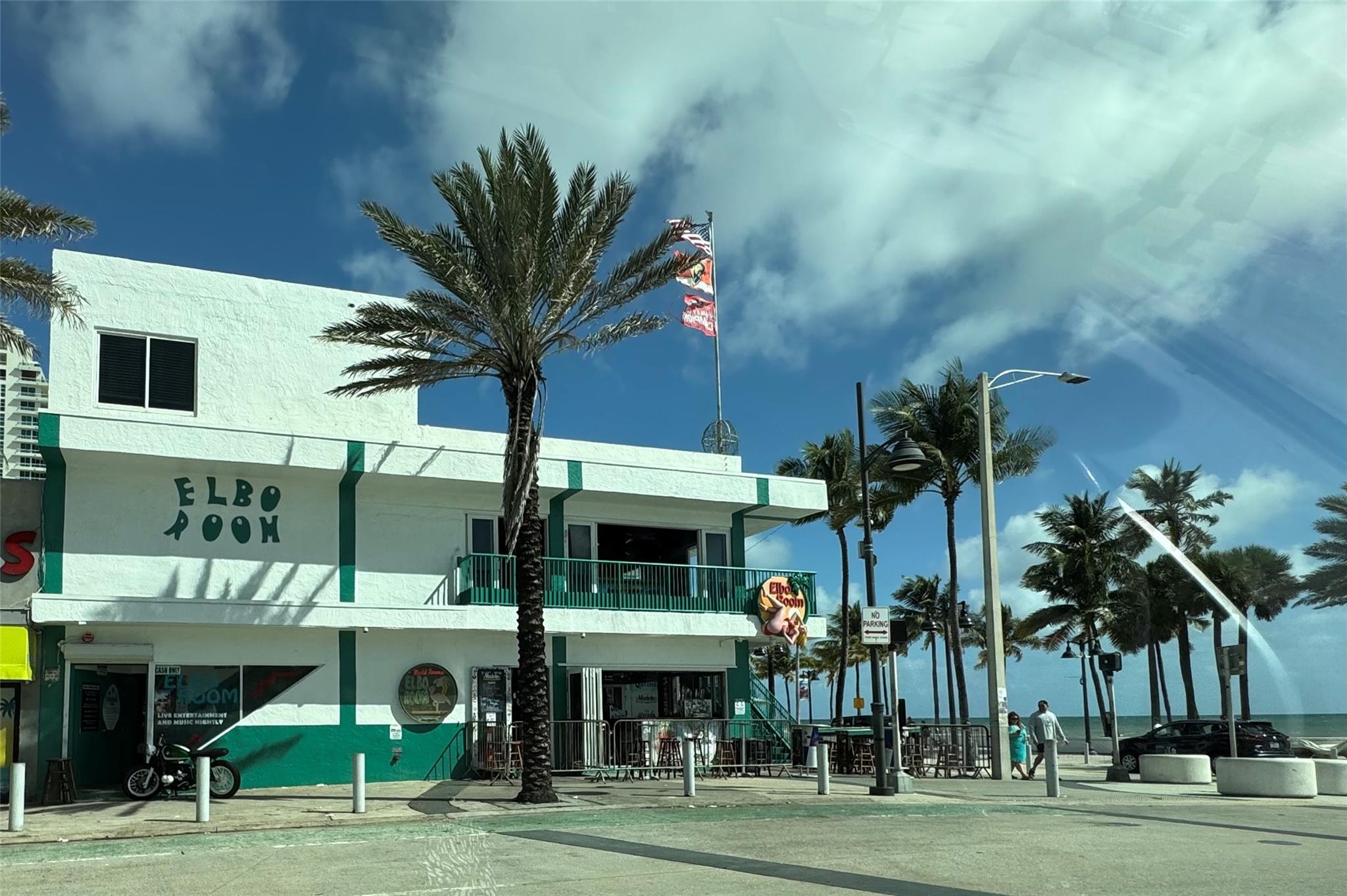 Leisure Beach Condo - Residential Lease