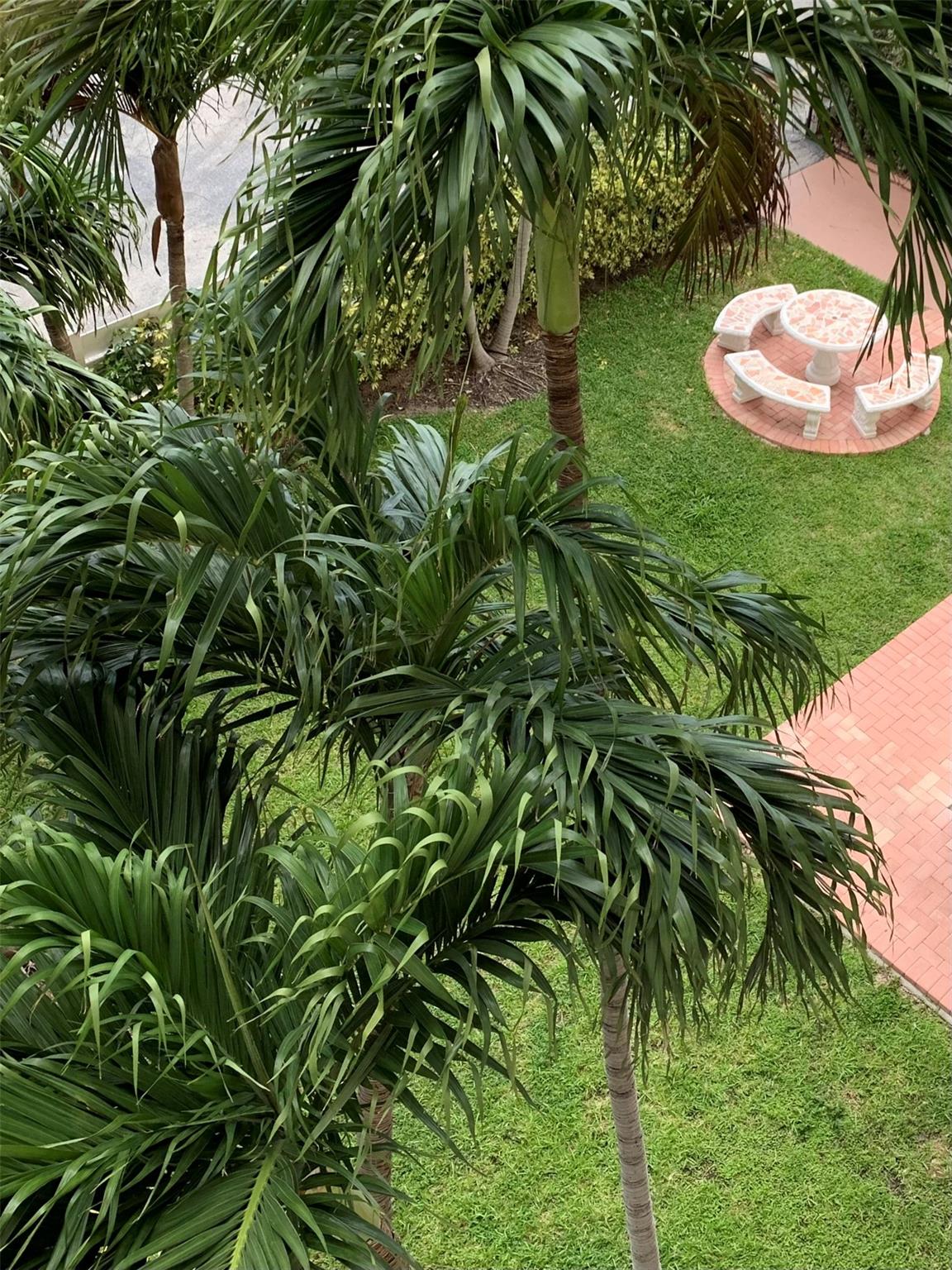 Leisure Beach Condo - Residential Lease