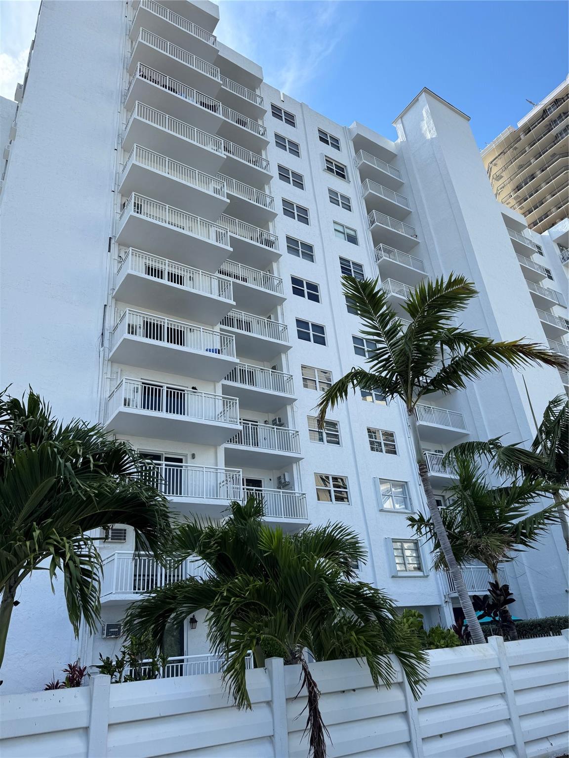 Leisure Beach Condo - Residential Lease