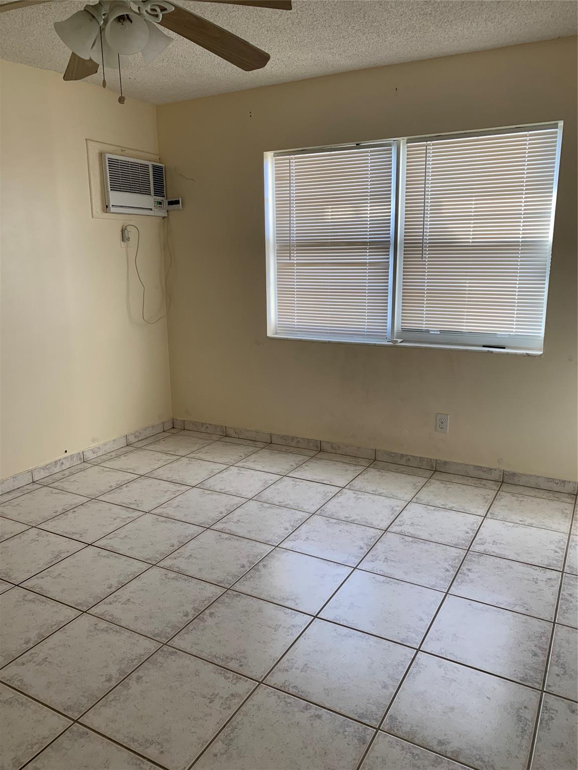 Leisure Beach Condo - Residential Lease