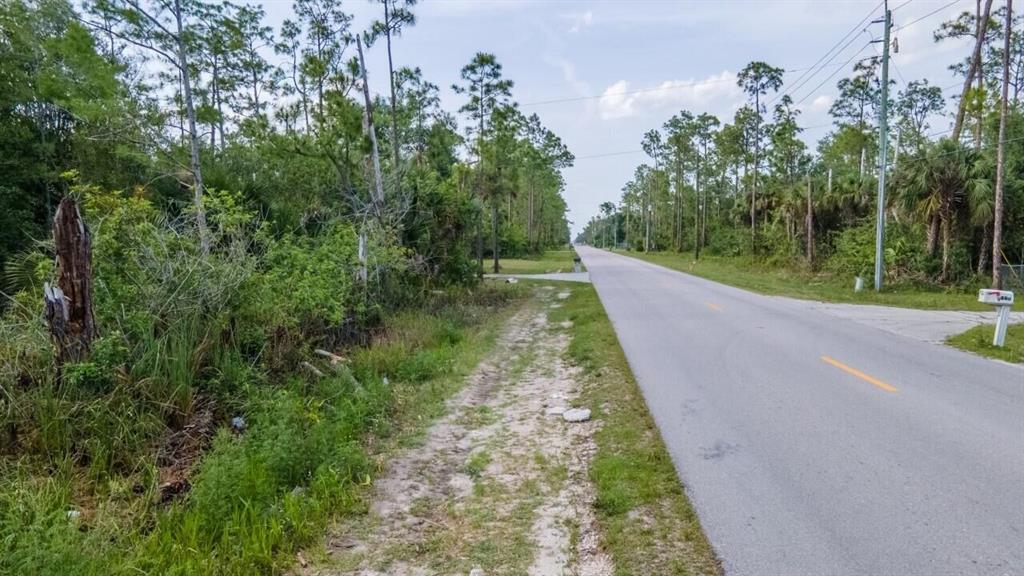 GOLDEN GATE EST - Land