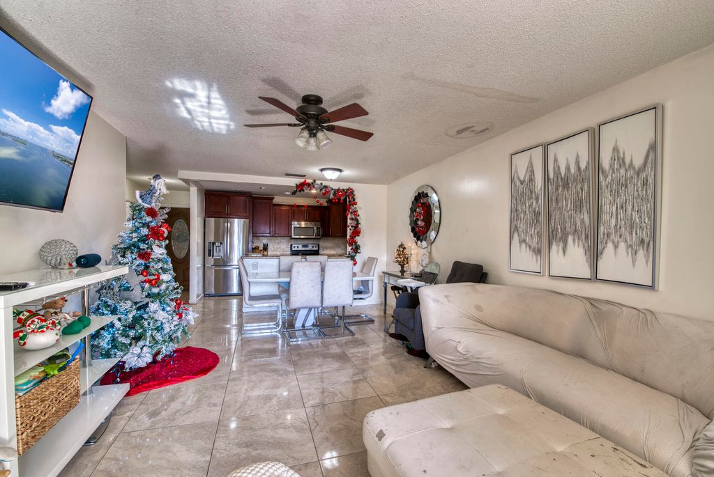 Photo of 4125 NW 88th Avenue #202, Coral Springs, FL 33065 (MLS # B26026617)