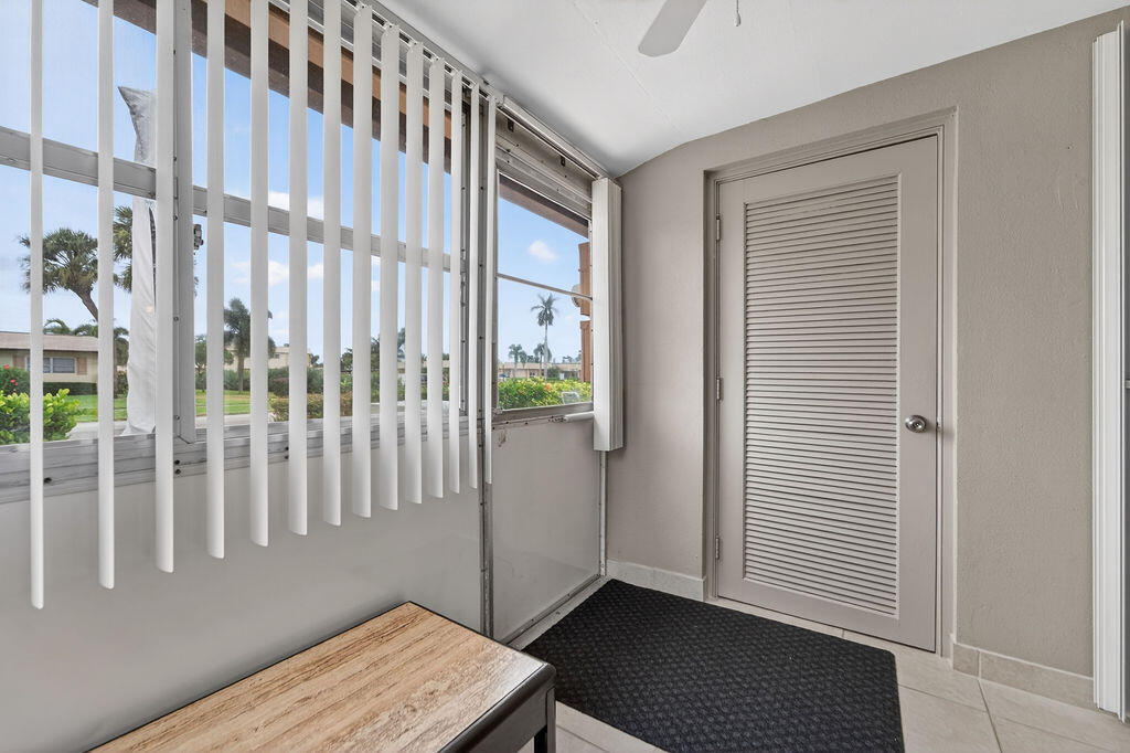 CRESTHAVEN - Residential