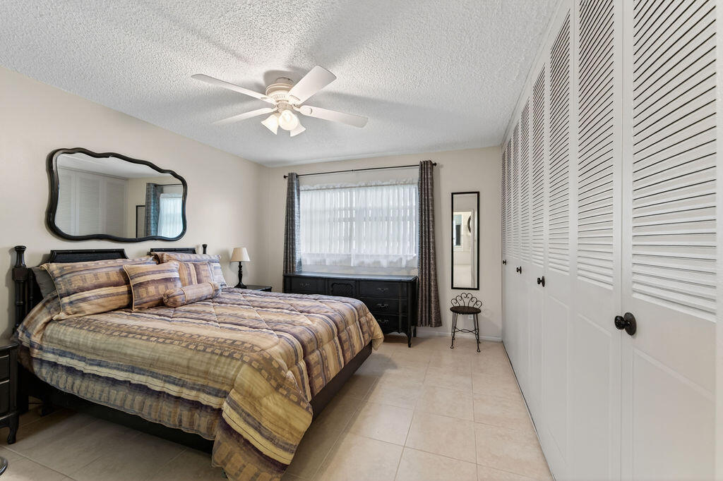 CRESTHAVEN - Residential