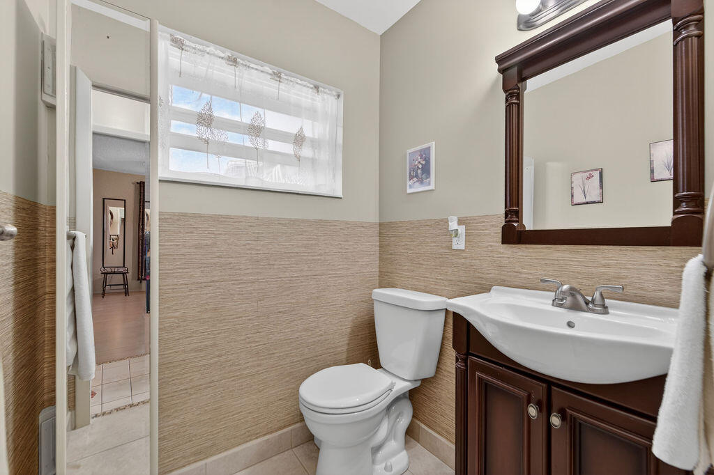 CRESTHAVEN - Residential