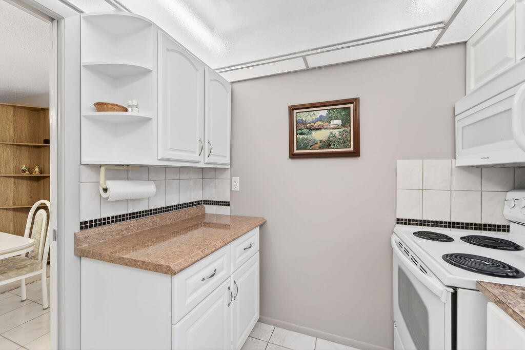 CRESTHAVEN - Residential