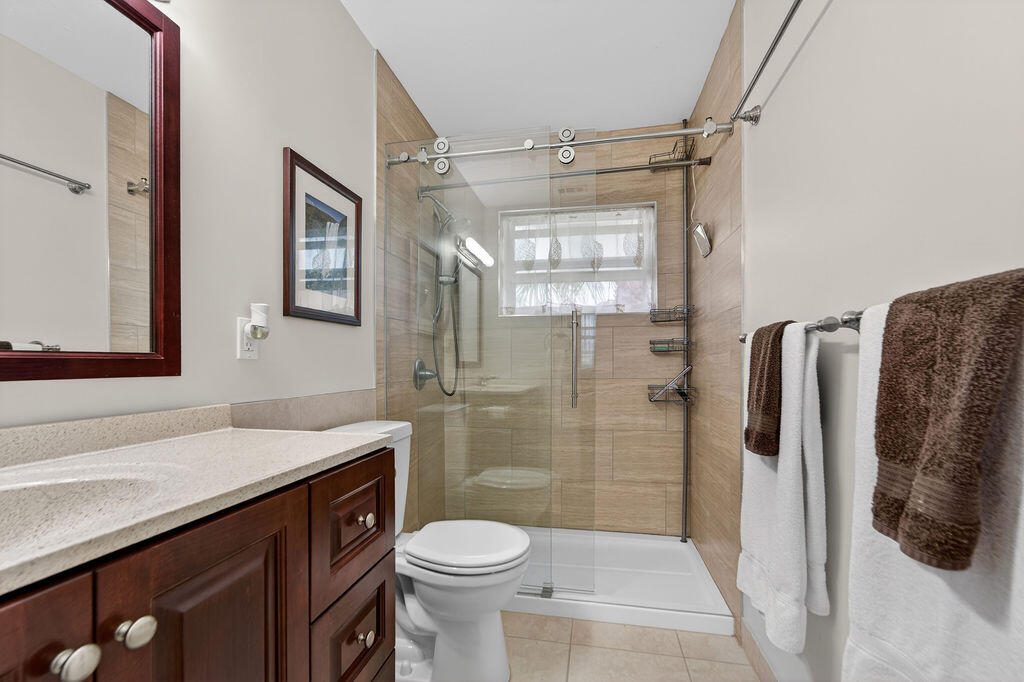 CRESTHAVEN - Residential