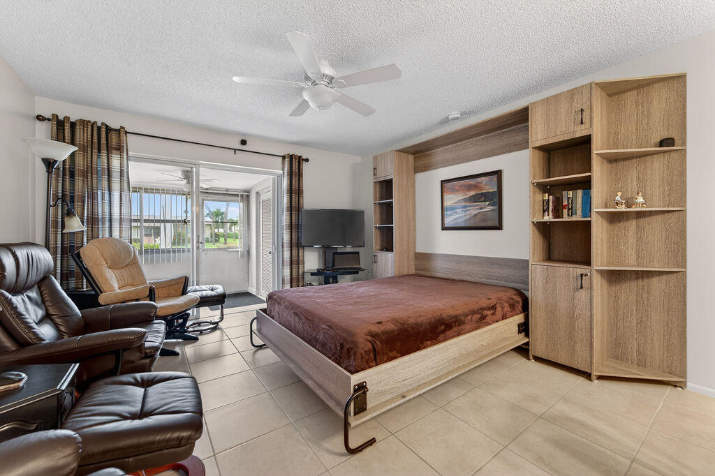 CRESTHAVEN - Residential