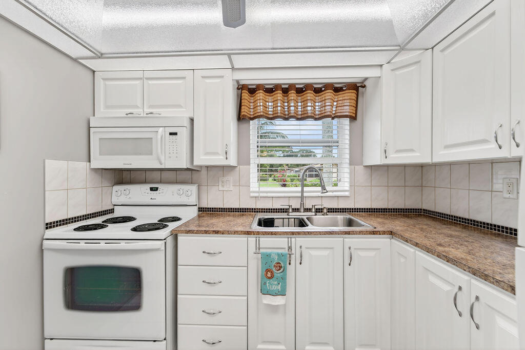 CRESTHAVEN - Residential