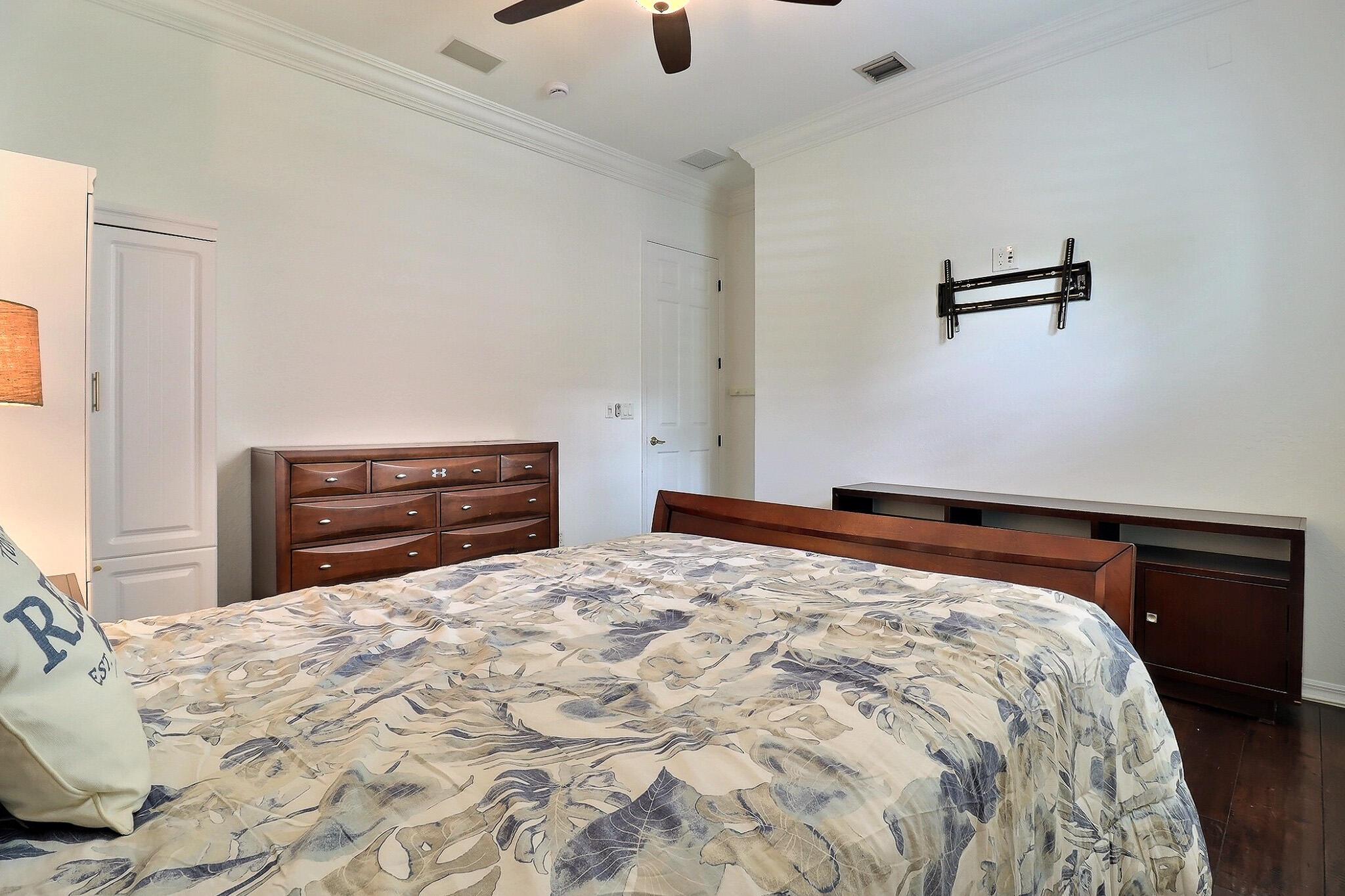 BLACK DIAMOND PH 1 - Residential Lease