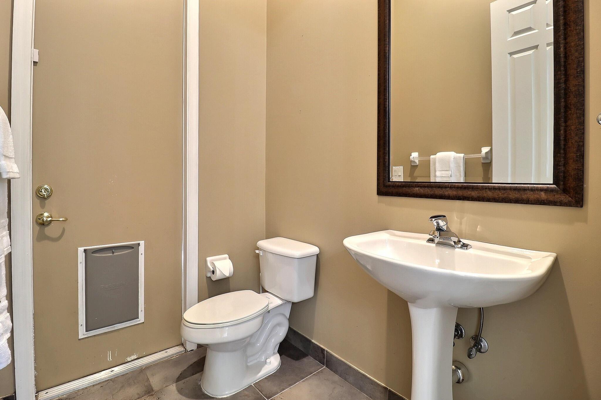 BLACK DIAMOND PH 1 - Residential Lease