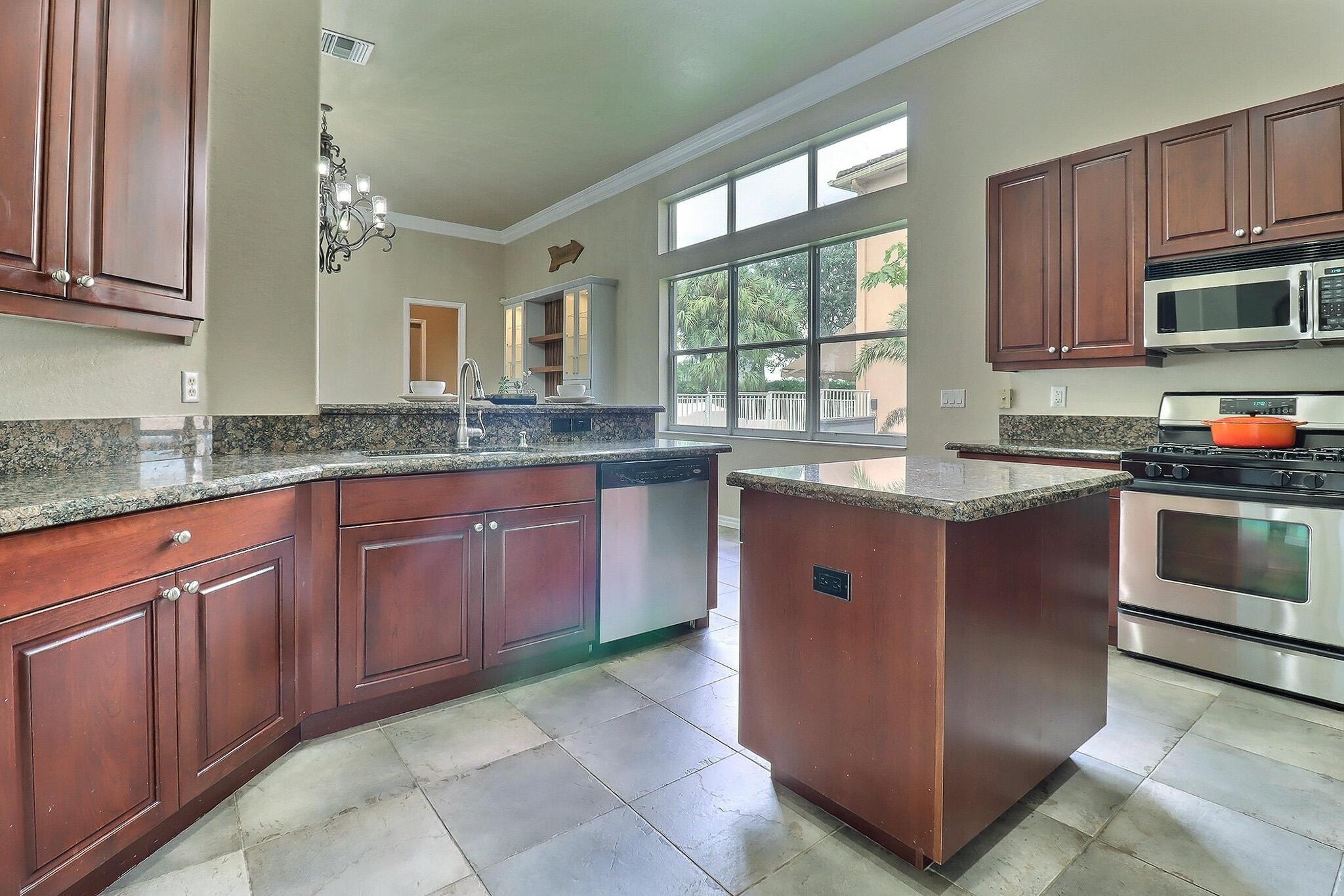 BLACK DIAMOND PH 1 - Residential Lease