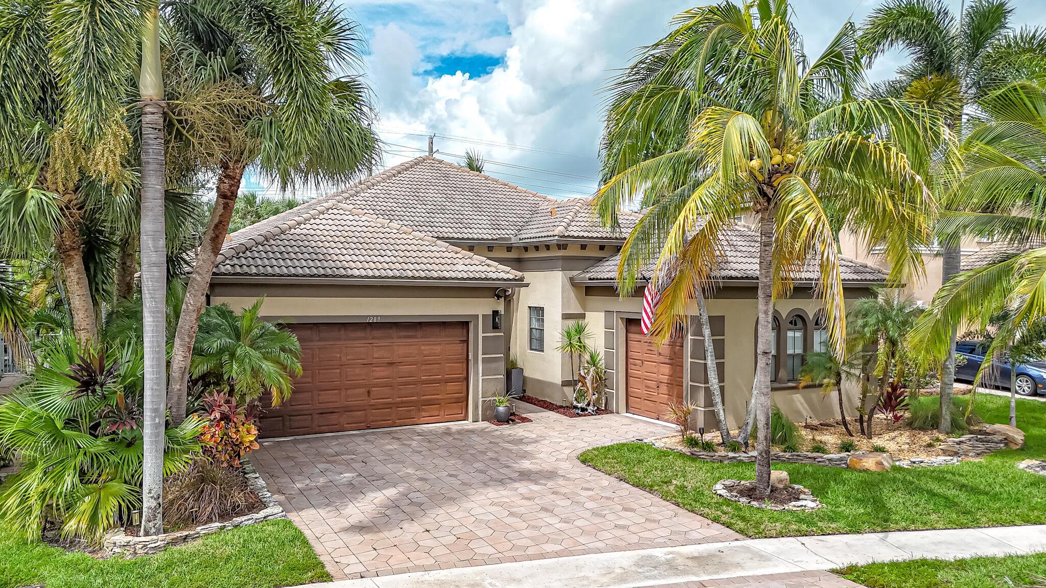 Fantastic Location!!!This gorgeous 3 bed, 2.5 bath, home with an office and split floor plan. Converted the separate 1 car garage into an air conditioned flex room that can be used as home gym, rec game room, another bedroom. Located in Black Diamond Subdivision close to all Stores,Restaurants,Mall,Hospitals. A private backyard lined w/trees, newly planted (fast growing) privacy hedges line both sides of the yard, newly surfaced pool, Travertine patio tile, outdoor kitchen, screened in covered patio area, cabana bath, large sliding doors that open wide for that indoor-outdoor living. High ceilings, w/open concept living areas, new built in bar w/2 beverage fridges,Generator & Water Softener System.