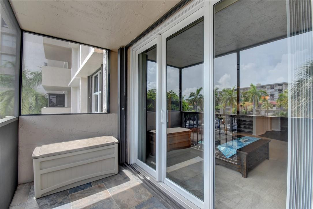 Island Club - Residential