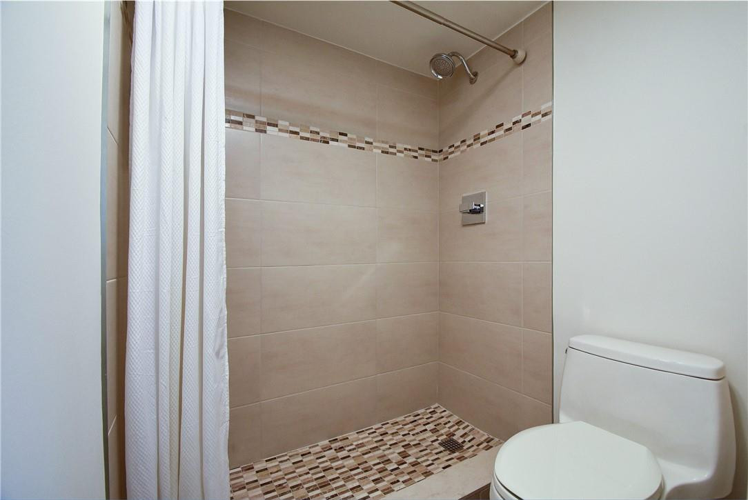 Island Club - Residential