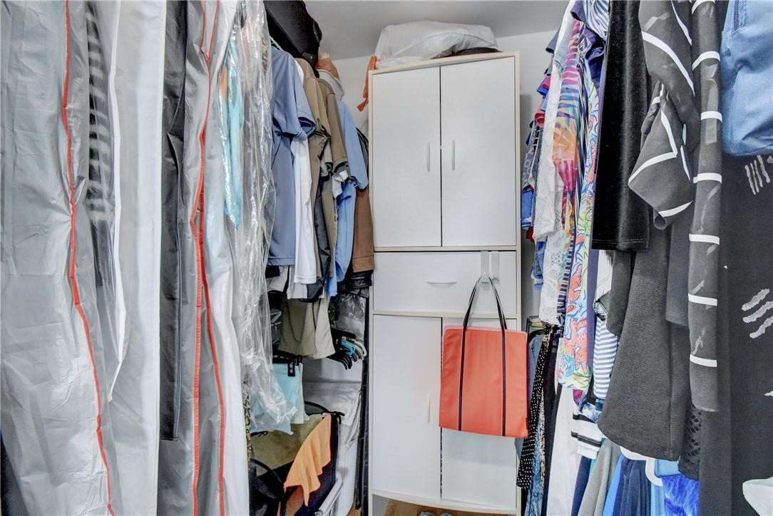 Island Club - Residential