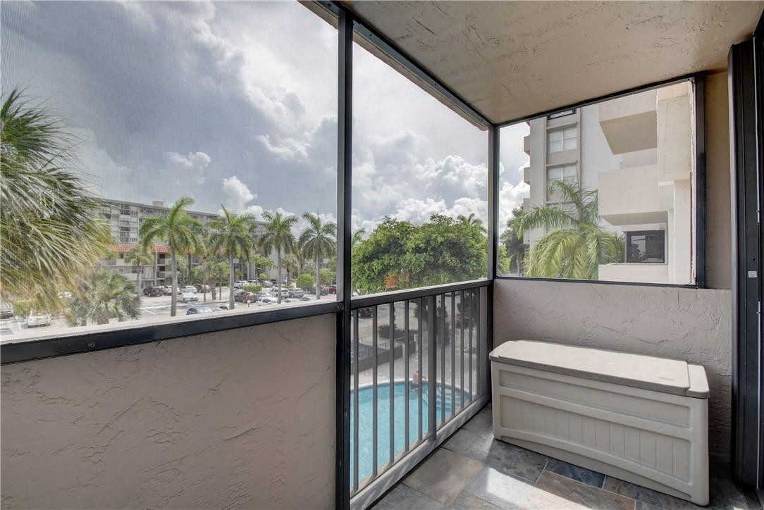 Island Club - Residential