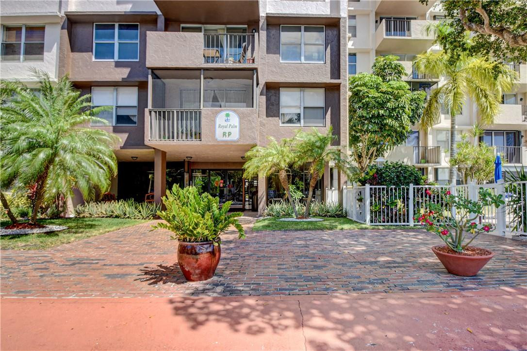 Island Club - Residential