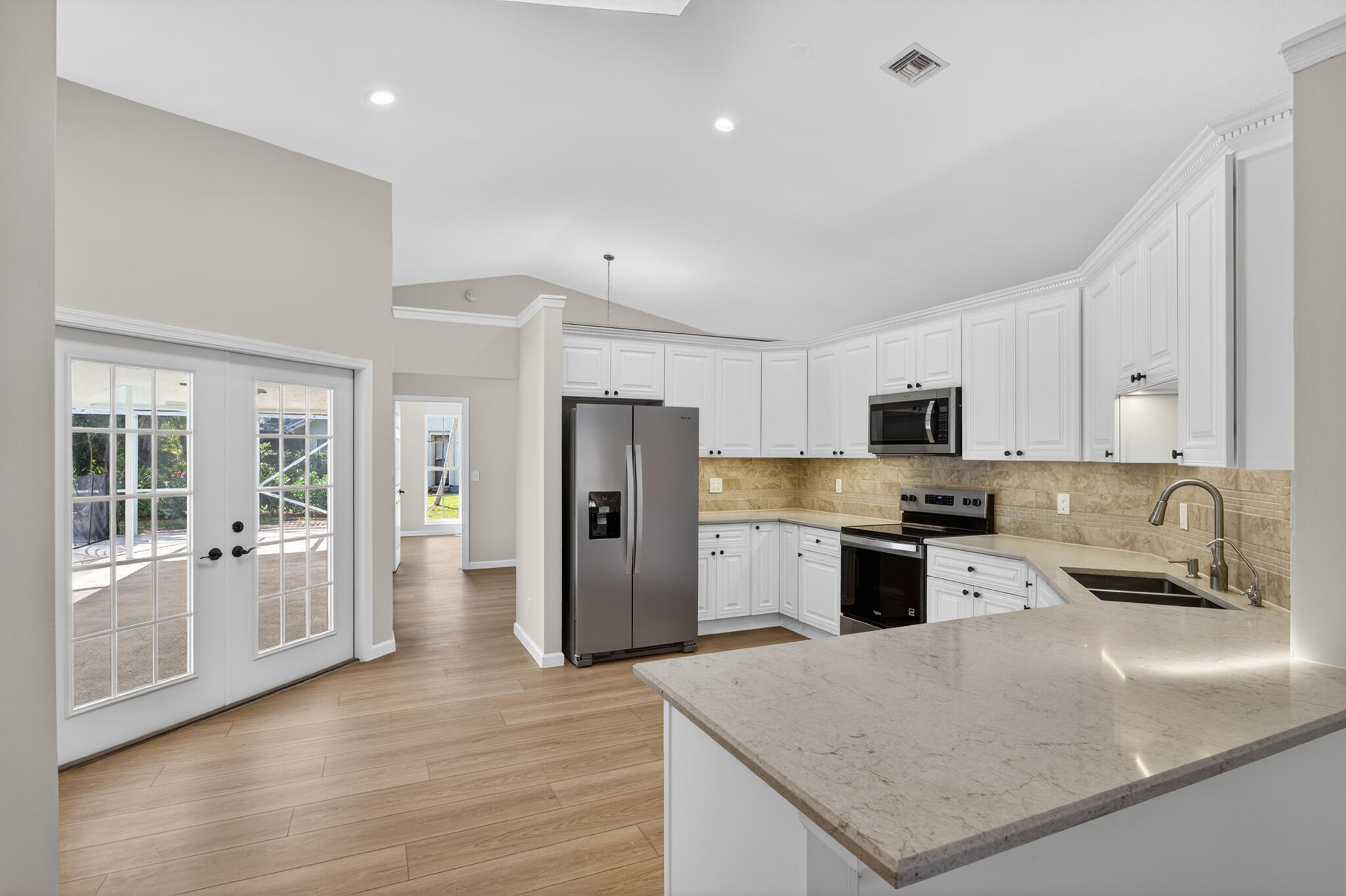 SUGAR POND MANOR OF WELLINGTON - Residential