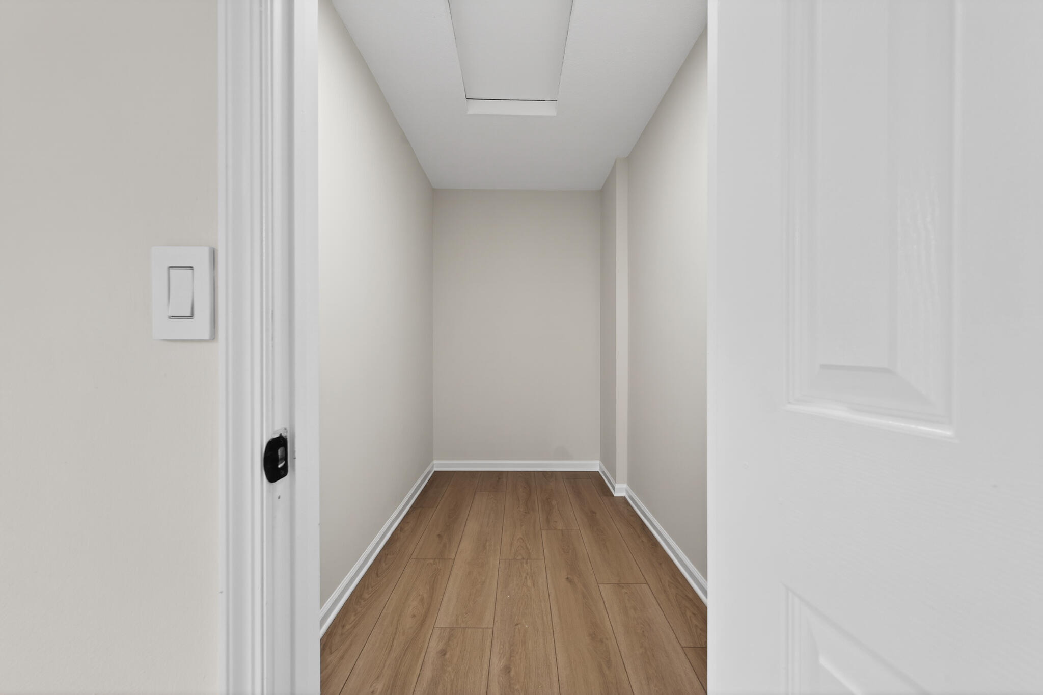 SUGAR POND MANOR OF WELLINGTON - Residential