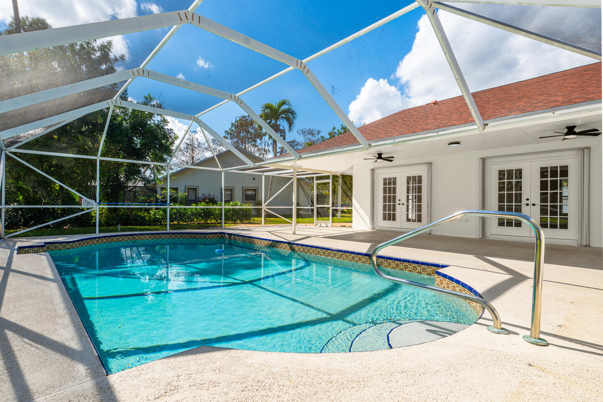 SUGAR POND MANOR OF WELLINGTON - Residential