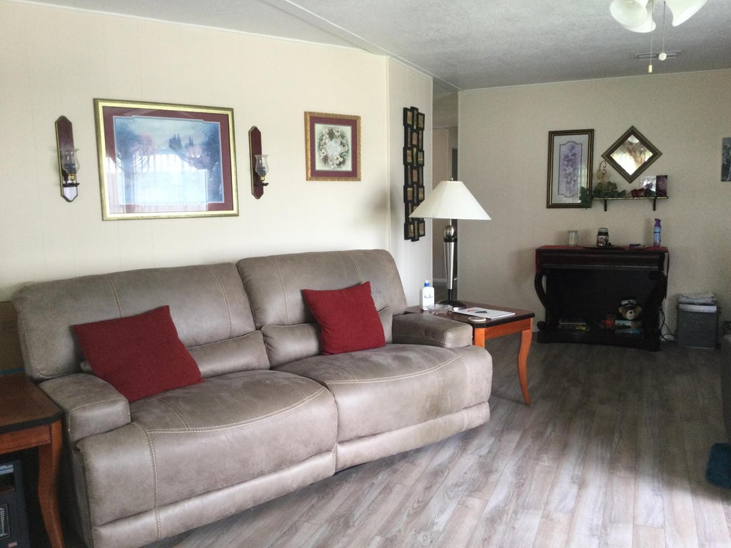 Photo of 3 SE Jasmine Lane, Port Saint Lucie, FL 34952 (MLS # B26080143)