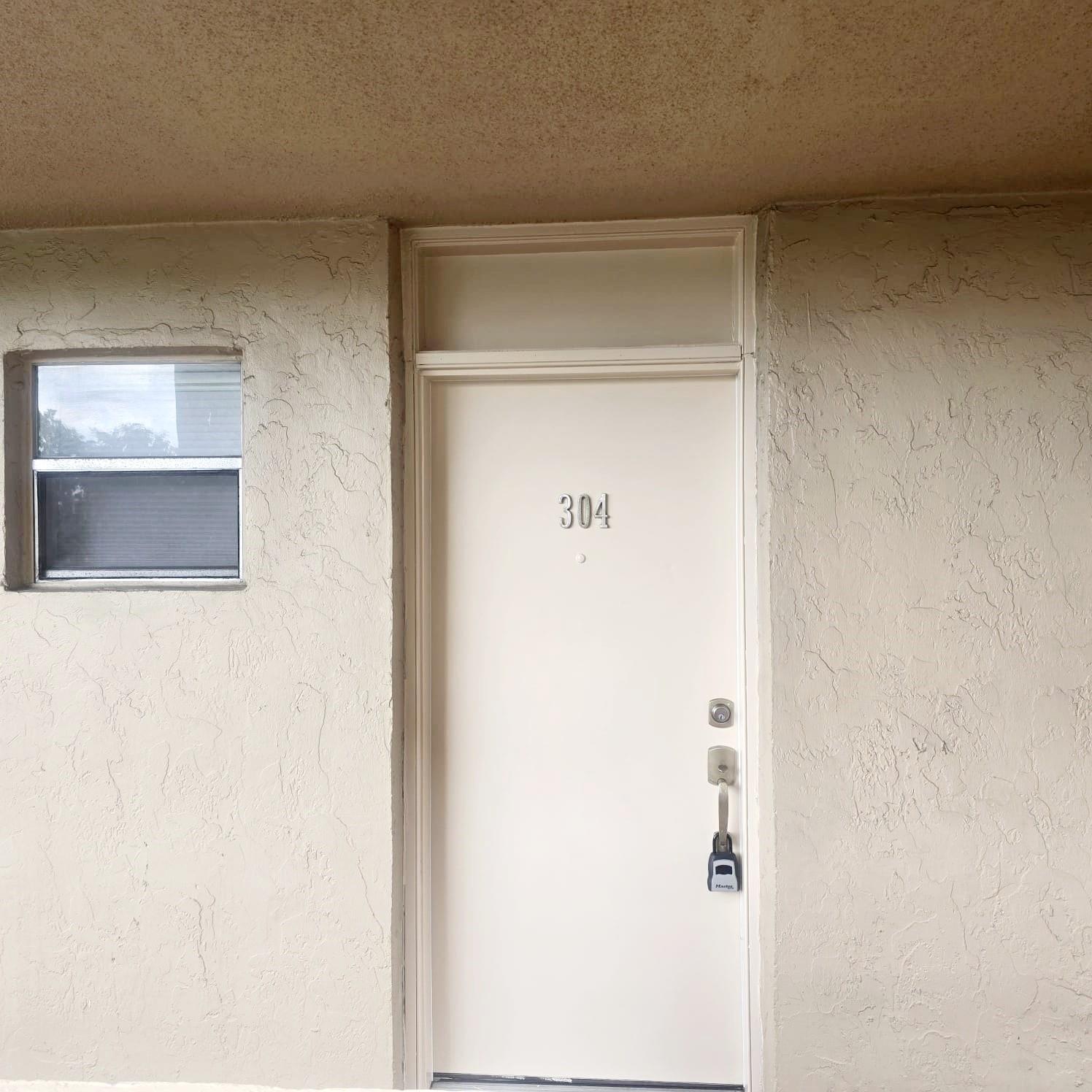 POLYNESIAN GARDENS CONDOM - Residential Lease