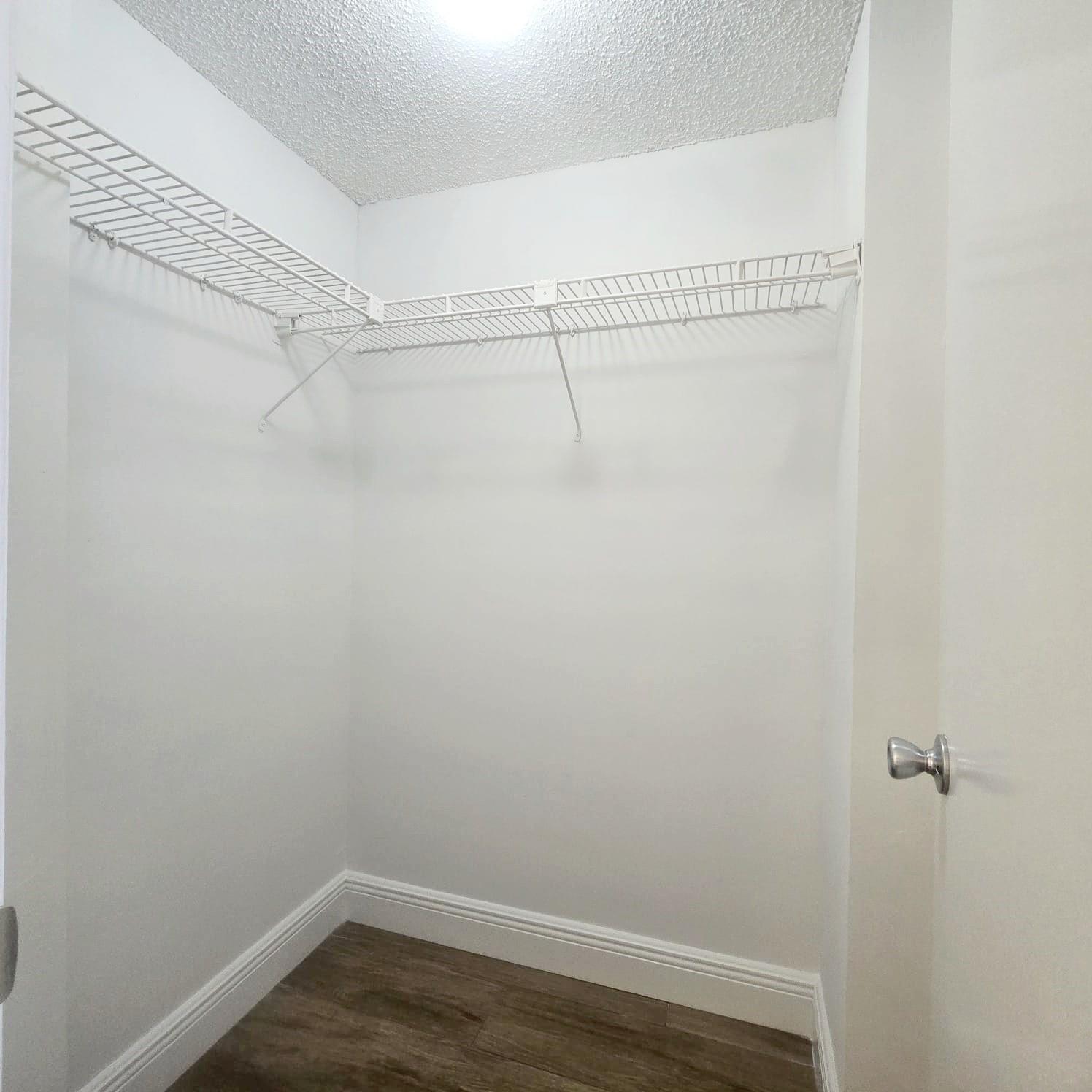 POLYNESIAN GARDENS CONDOM - Residential Lease