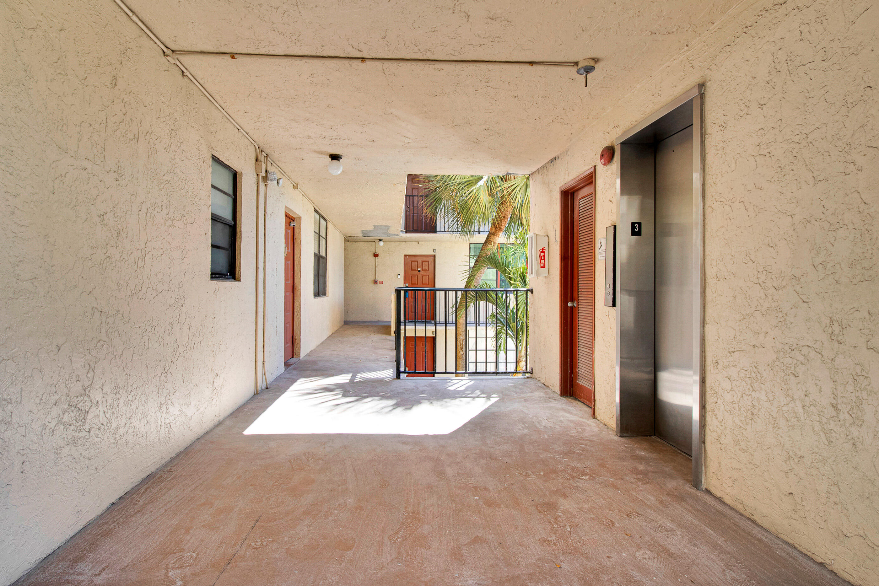 BLUE LAKE APTS CONDO - Residential