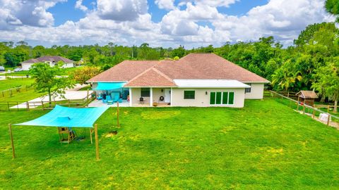 A home in Loxahatchee