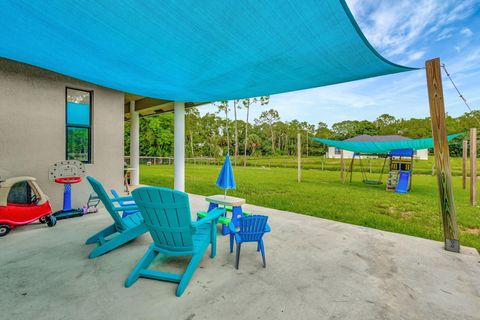 A home in Loxahatchee