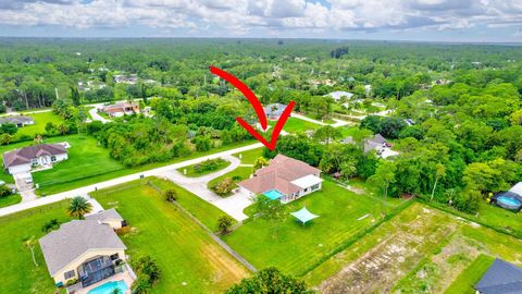 A home in Loxahatchee