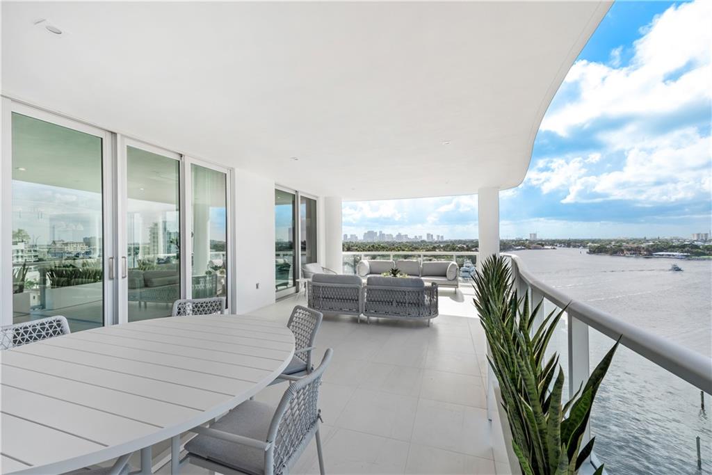 321 at Water's Edge - Residential