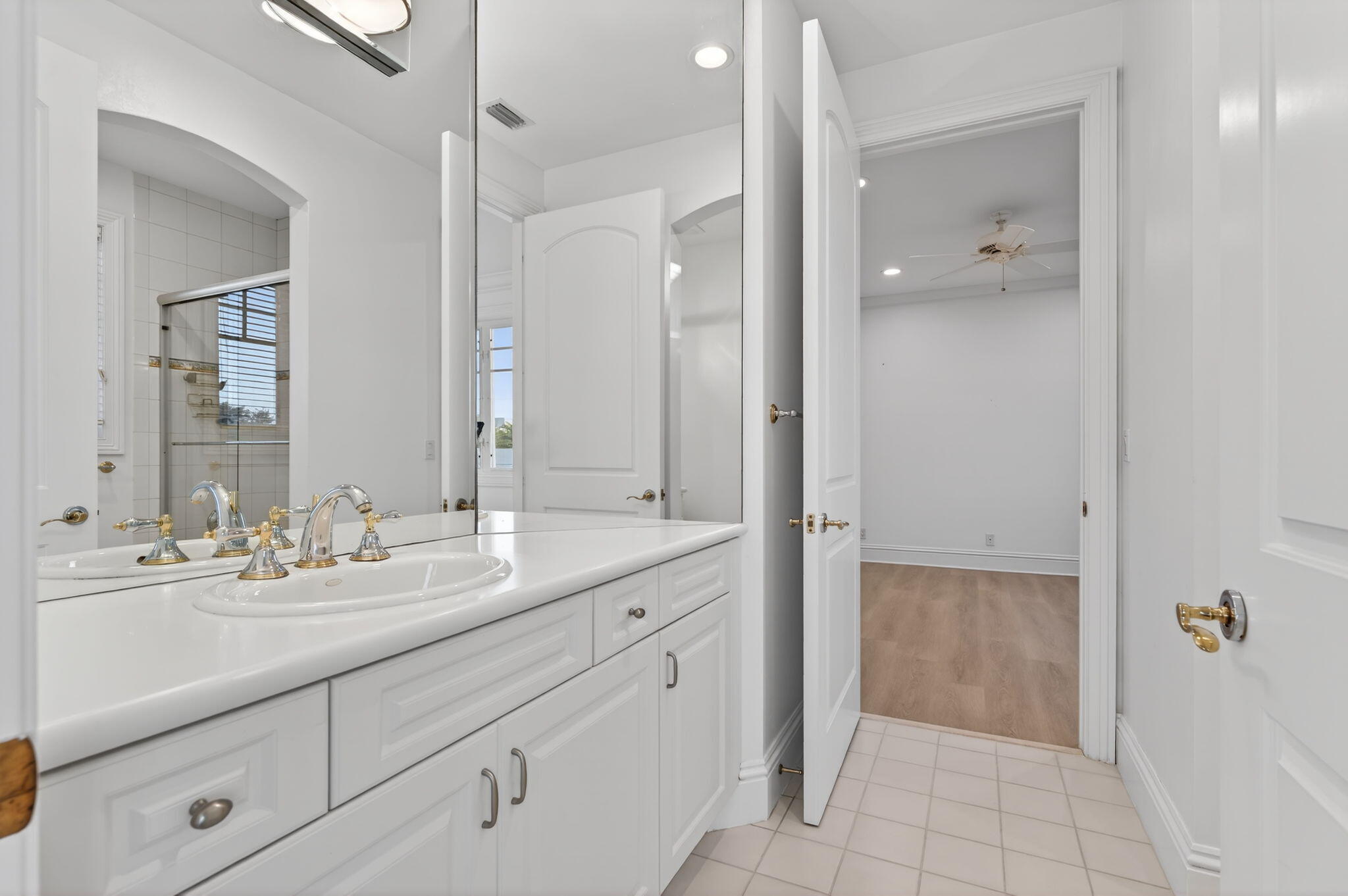 LAKE ROGERS ISLE UNIT D - Residential