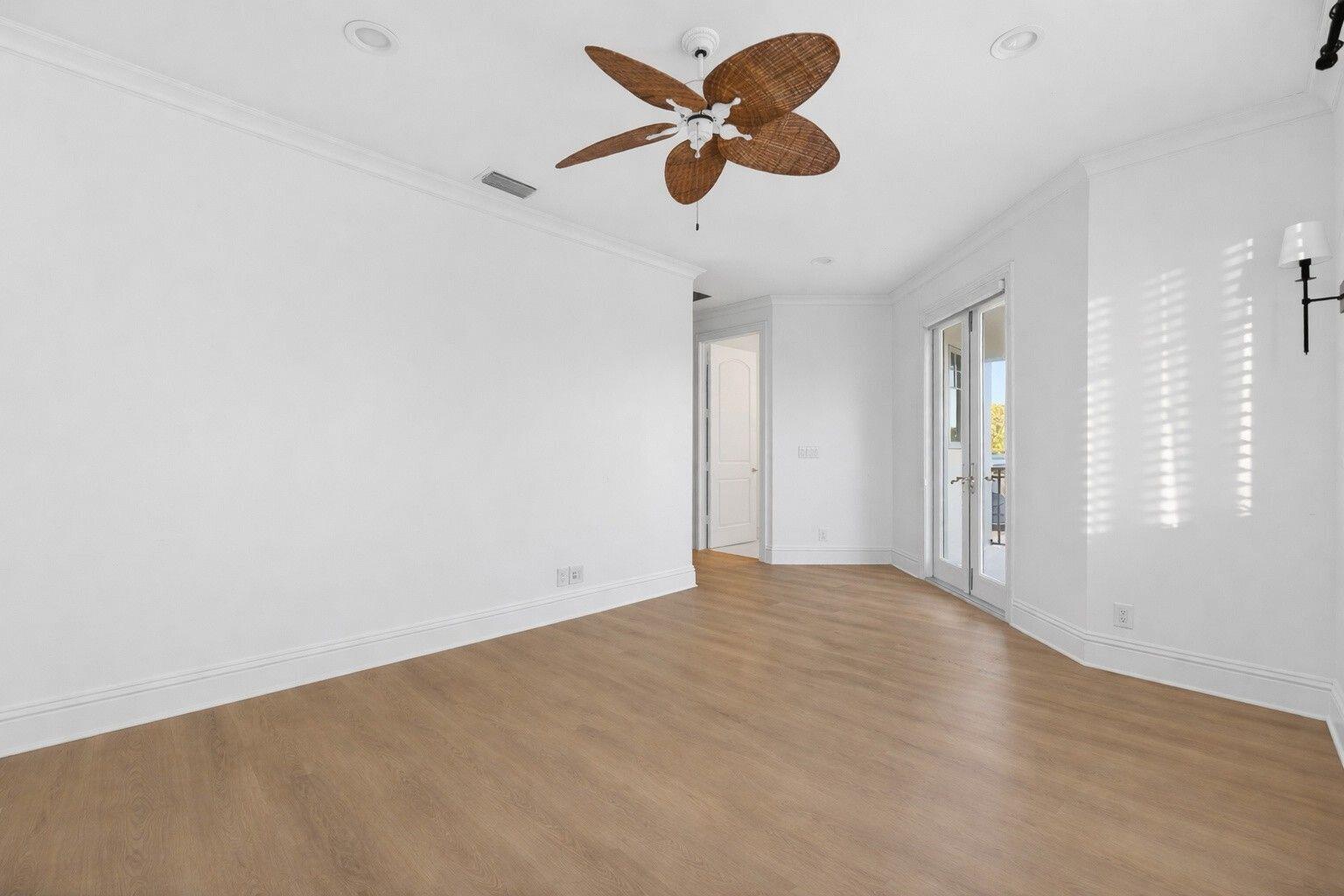 LAKE ROGERS ISLE UNIT D - Residential