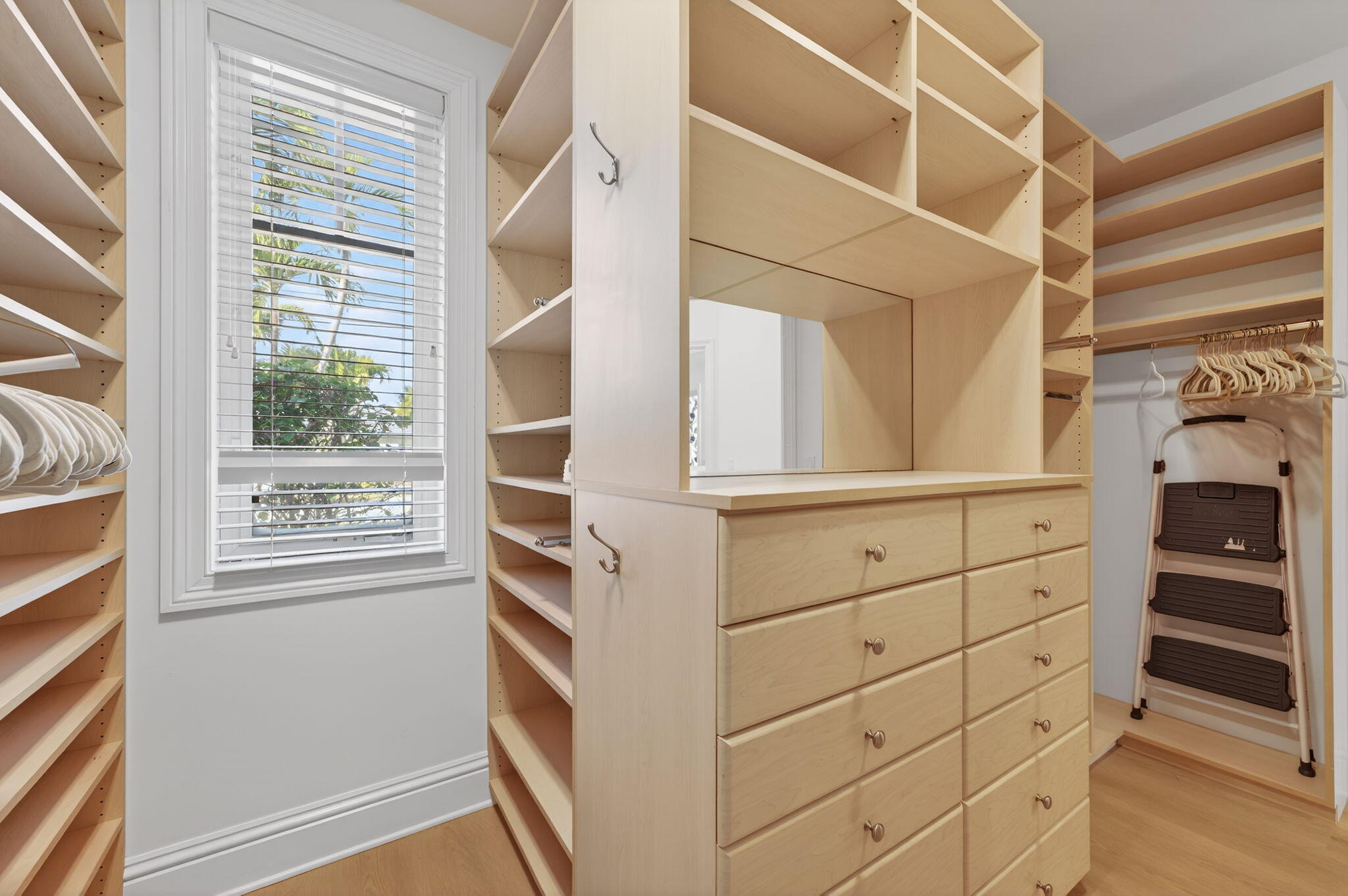 LAKE ROGERS ISLE UNIT D - Residential