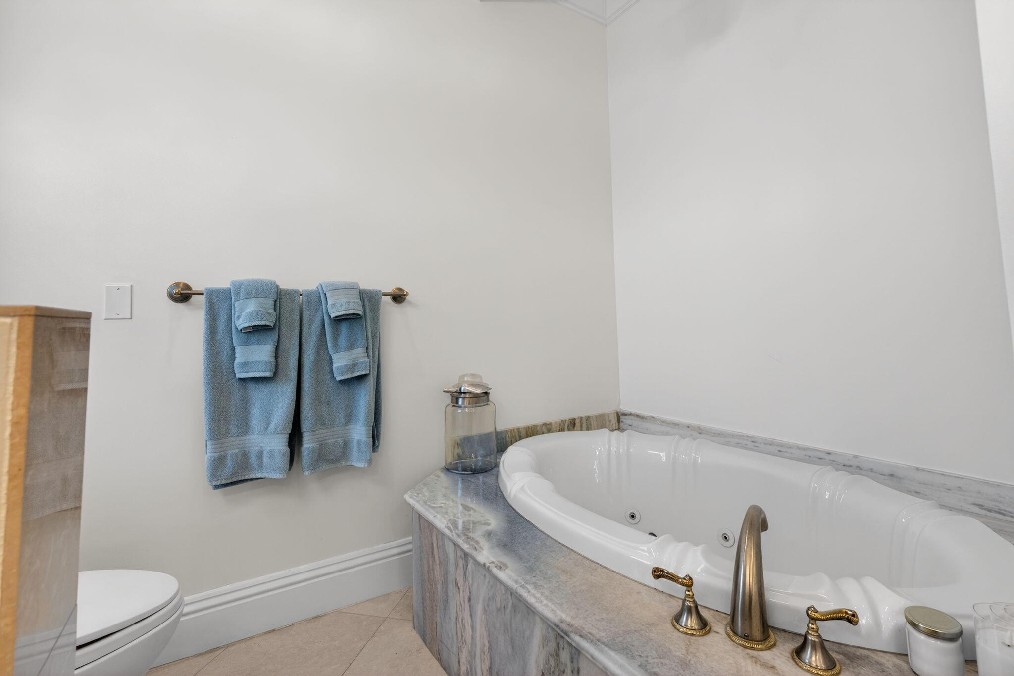 LAKE ROGERS ISLE UNIT D - Residential