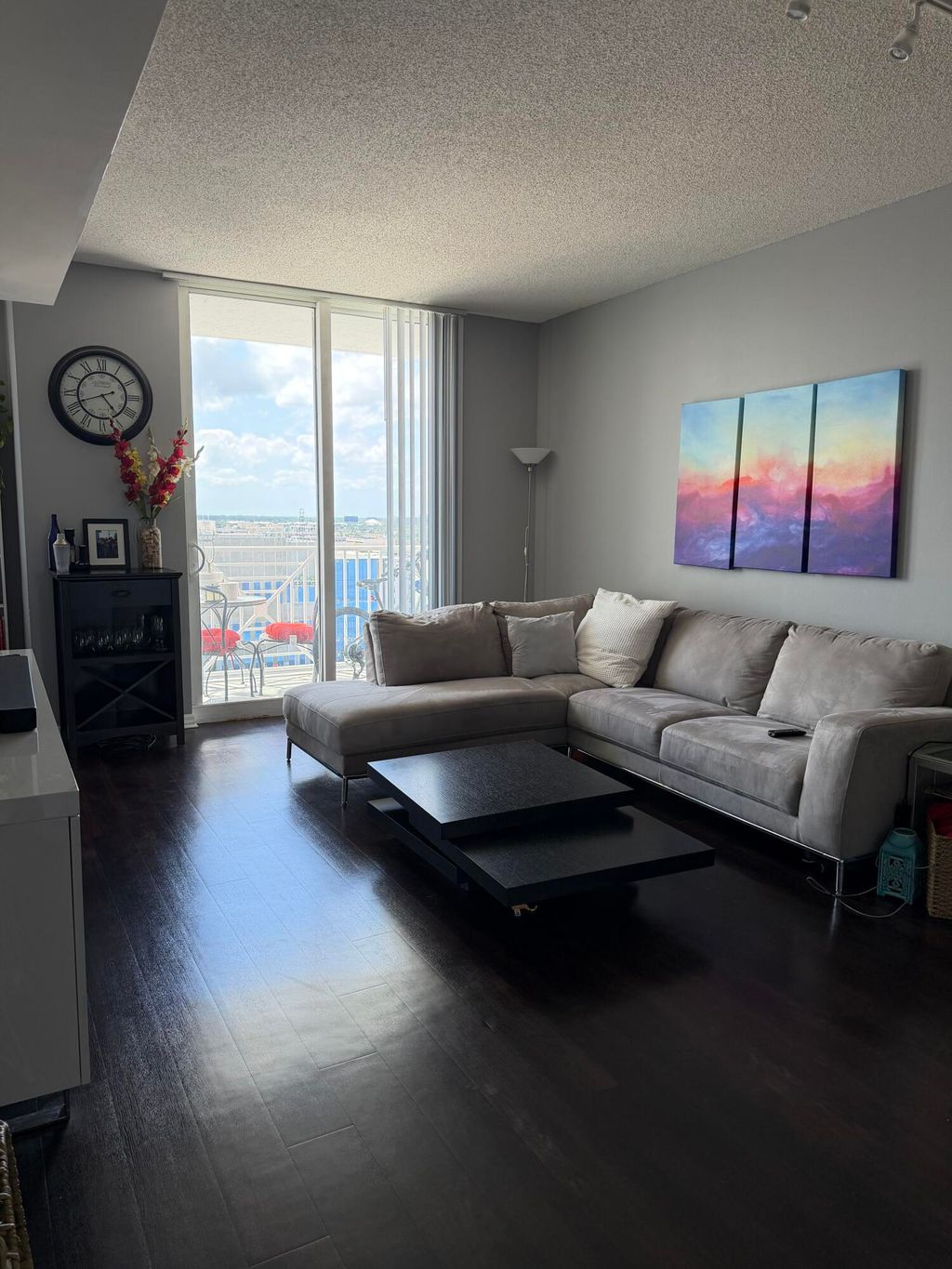 Photo of 255 Evernia Street #1215, West Palm Beach, FL 33401 (MLS # B26021961)